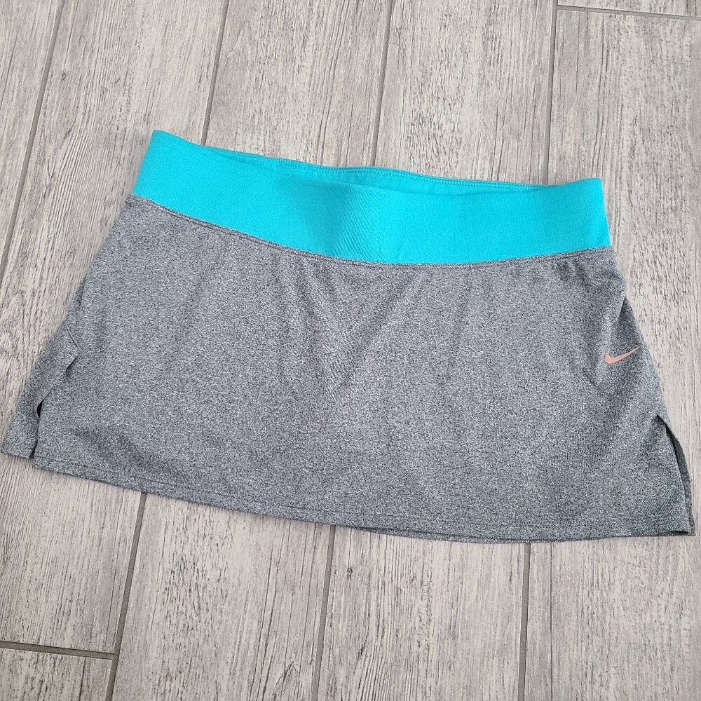 Nike Dri-fit women's grey and blue athletic tennis skort size medium